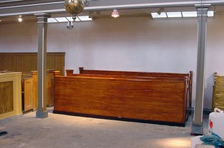 Kerkbank eiken imitatie